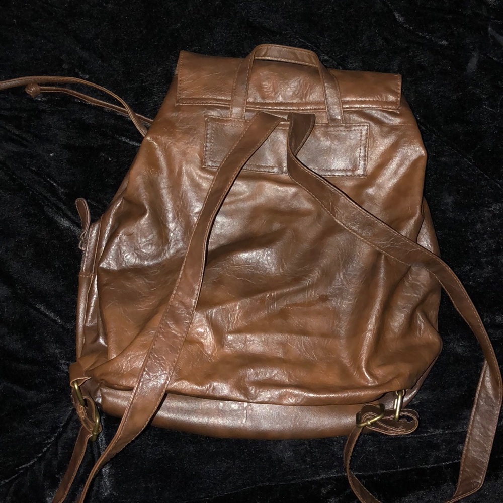 Leather backpack - Picture 2 of 2